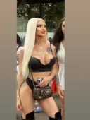 Lolipop vino si ia o transexuala obraznica experienta in domeniu - imagine 5