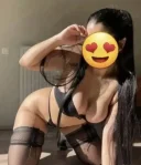 Bruneta sexy(fac și DEPLASARI) - imagine 1