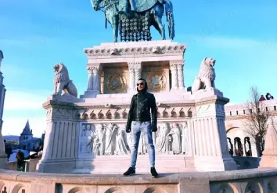 Buna tuturor numele meu este leon si sunt dotat