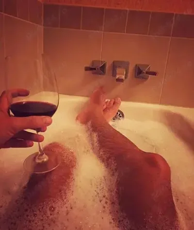 Bună. Bărbat cuta femei sau cuplu
