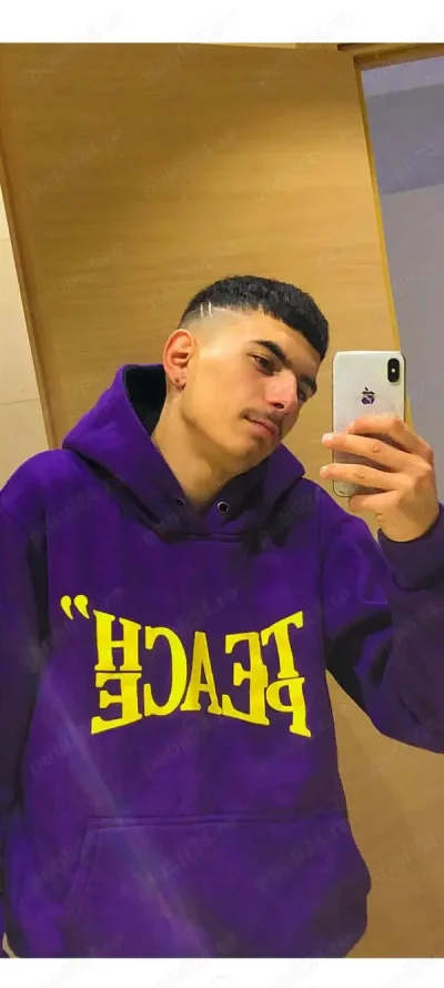 Salut ma numesc bogdan am 22 de ani sunt doar activ dotat 22