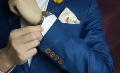 Un barbat grijuliu pentru o femeie mai tanara sugar daddy