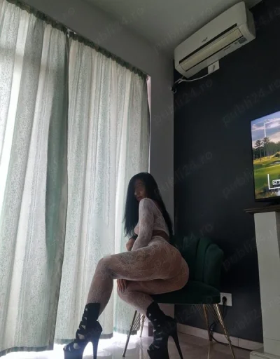 Lisa100 real bruneta si sexy confirmare forum