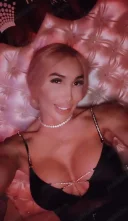 Transexuala reala tanya - imagine 1