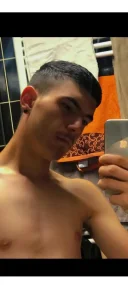 L salut mario 23 de ani 21 de cm activ fac deplasari - imagine 3