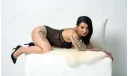 Bruneta tatuata noua in orasul tau - imagine 5