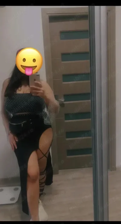 Rebeka bruneta ta dulce