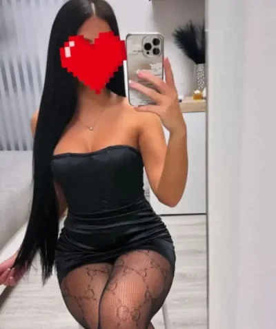 Doua transexuale