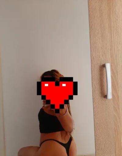 Buna ma numesc andra