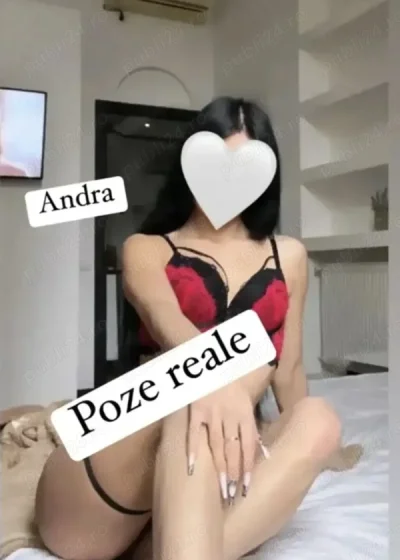 Andra bruneta slim noua in orasul tau