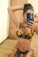 Buna ma numesc cristina si sunt noua in orasul tau - imagine 1