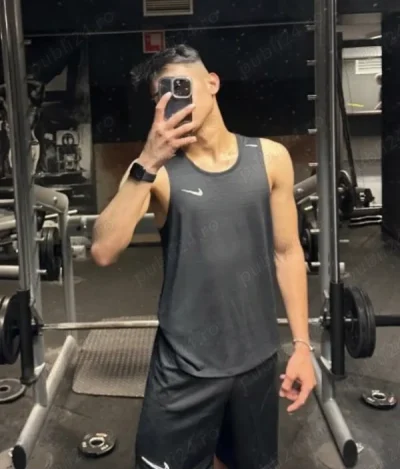 New boy 23 ani pentru domnii bucuresti