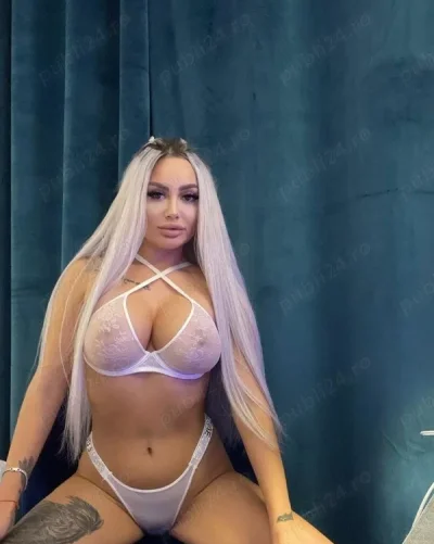 Blonda dulce care te seduce! 3 zile in oras