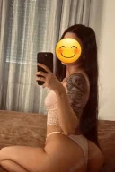 Brunetă top reala - imagine 2