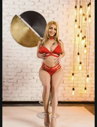 3 zile Aici Adina