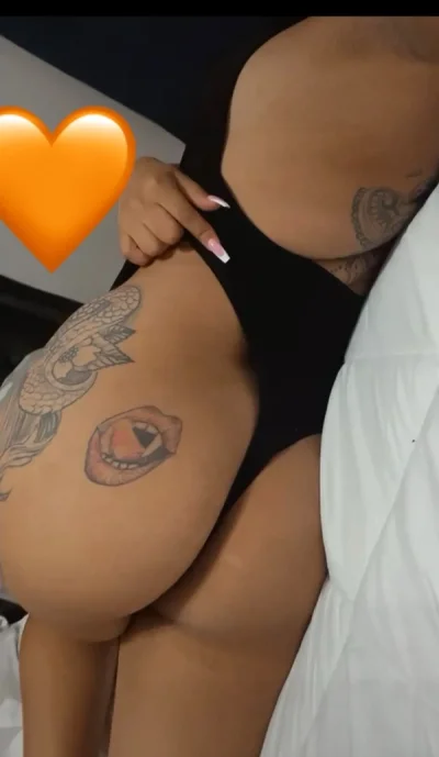 Bruneta sexi