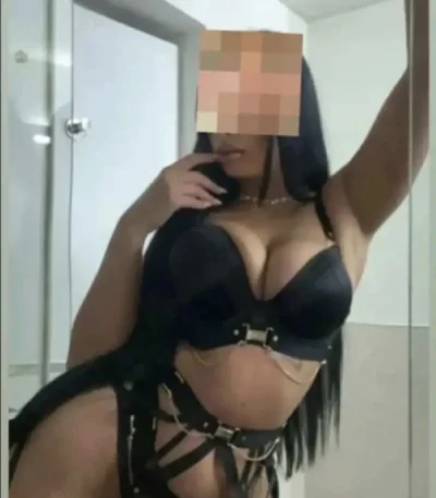 Buna ma numesc Rebeca , si sunt noua in orasul tau pentru cateva zile
