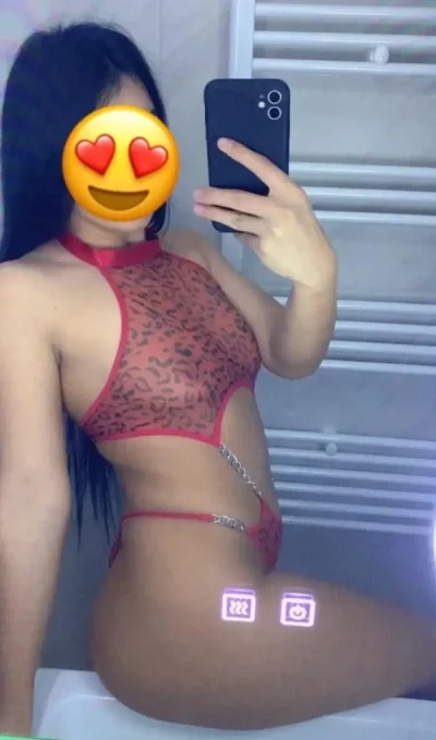 New show web și apoi întâlniri sms pe Whapp (poze reale )