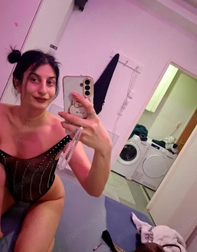 Simona