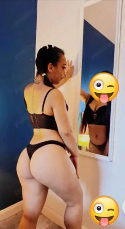 Alexandra21