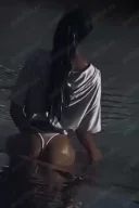 Sunt o Piscuță de Noapte âmi plac Nopțile Fierbinti Gay - imagine 4