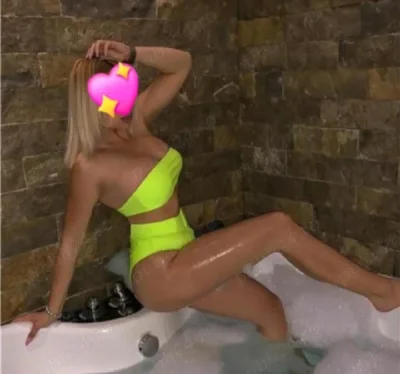 Alina , 20 ani