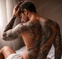Bună, sunt un bărbat open-minded,brunet si tatuat doar pt doamne și domnișoare - imagine 1