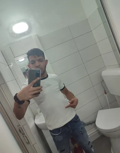 Nou in orasul pentru A