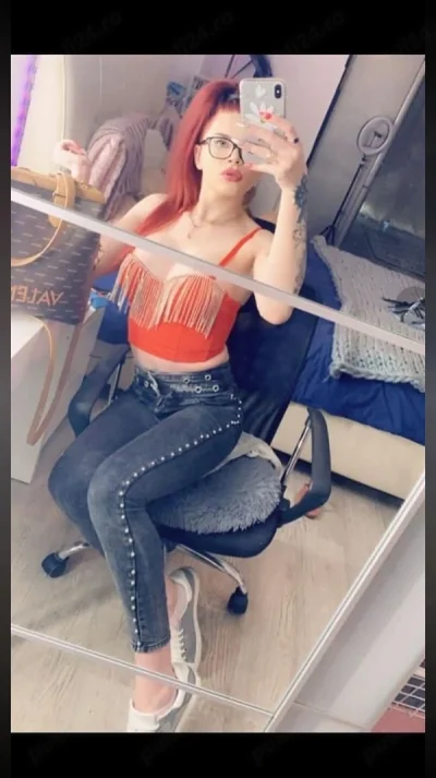 Ts Afrodita! High class! Roșcată pornistă xl sub fustiță! Conf web! Depl Show-uri!