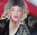Milf Transs cu sani fara graba accept party - imagine 2