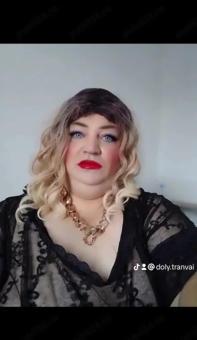 Milf Transs cu sani fara graba accept party
