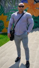 Roberto barbat tanar doresc sa cunosc doamna sau fata pentru relatie serioasa si stabila. - imagine 1