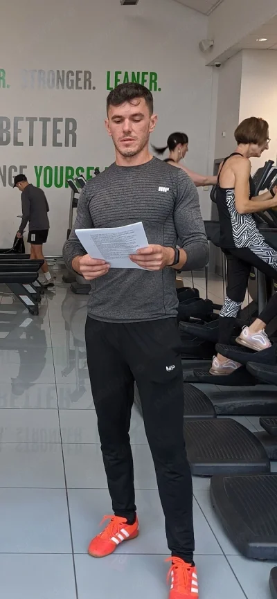 Escortă barbatească