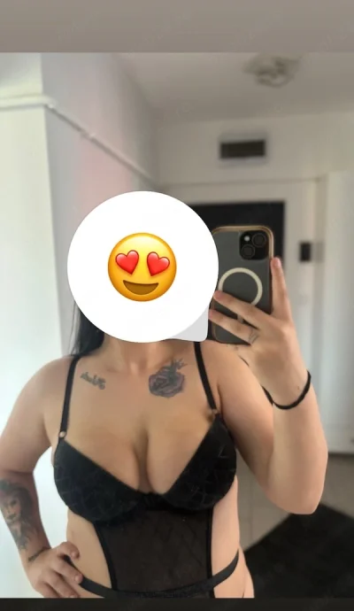 Brunetă cu forme , fac și deplasări!