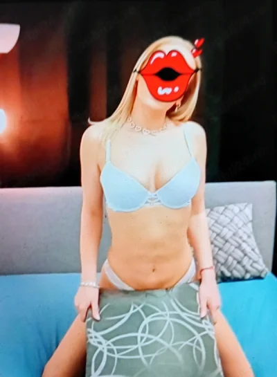 Diana , Blonda Matura 41 de ani .Pozele sunt reale 100%..Pupicei.