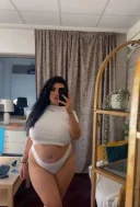 Doamna matura 33 ani noua venită an orasi cu servici cum doresti sunama - imagine 2
