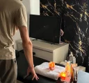 Masaj de relaxare cu uleiuri fine - imagine 1