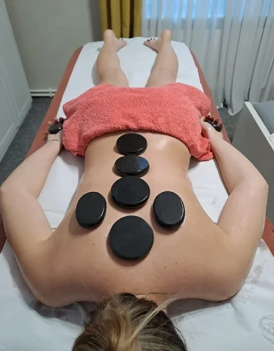 Masaj terapeutic simplu sau cu pietre vulcanice, Masaj reflexoterapeutic,masaj de relaxare si facial