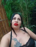 Bruneta sexy - imagine 4