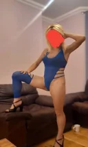 Blonda xxx sexy - imagine 3