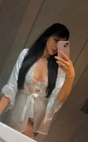 Real Natural Classy Lady - imagine 5