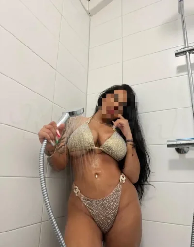 Adina ! Noua in oras la tine ! Fac si deplasari