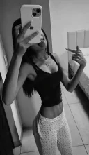Slim si miniona 18 ani ! - imagine 1
