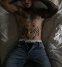Tânăr latino nou în orașul tău - imagine 1