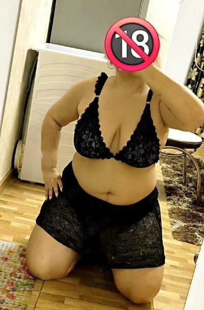 New in town Dede bbw