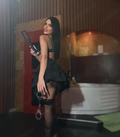 Doar deplasări ! intru si la cuplu outcall