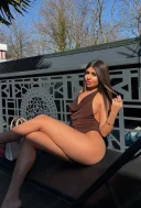 Buna sunt Cristina am locatie discreta fac si deplasari Party - imagine 3