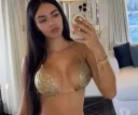 Buna sunt Andrea Si noua in Oras la tine Bruneta perfecta - imagine 1