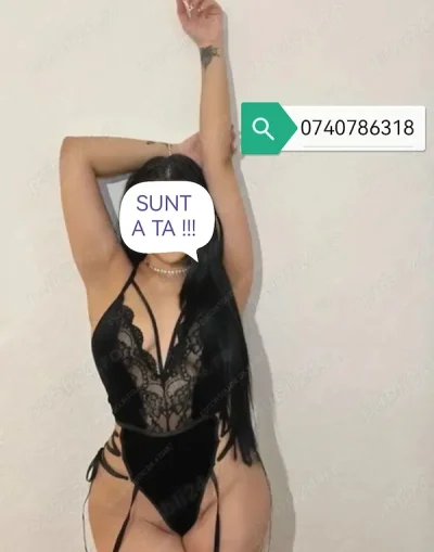 Ana , fac masaj si sarutari