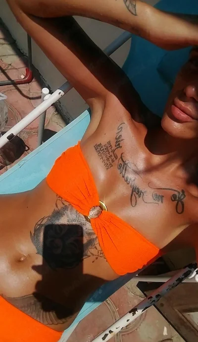 Sara poze 100% reale